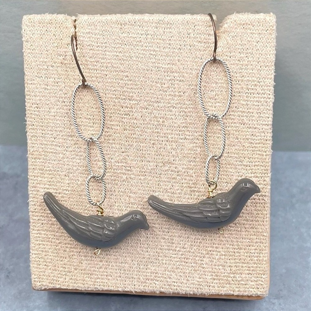 Vintage Silver Tone Gray Resin Bird‎ Dangle Hook Drop Chain Long Earrings Retro